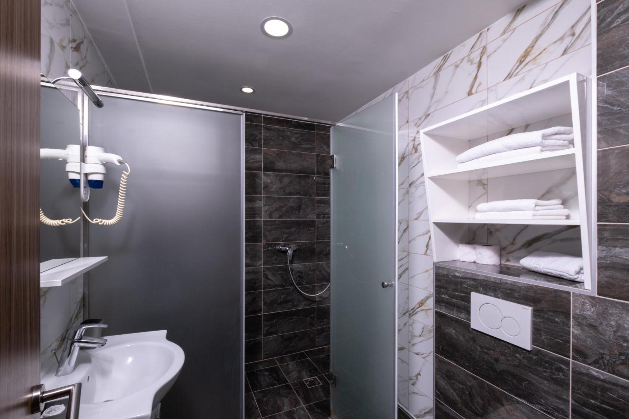 Hotel Bosna 1 Ilidža Dış mekan fotoğraf